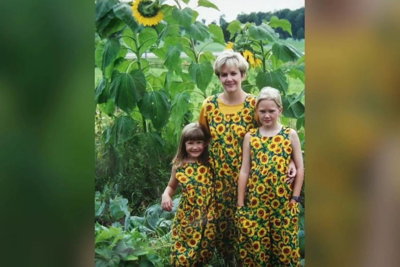 9. Sunflower’s Family Look.jpg?format=webp